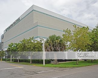 Photo 2 of Extra Space Storage - 910 SW 68th Avenue, Miami, FL