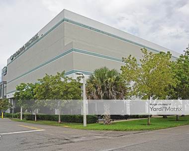 Storage Units for Rent available at 910 SW 68th Avenue, Miami, FL 33144