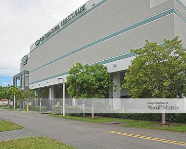 Storage Units for Rent available at 910 SW 68th Avenue, Miami, FL 33144