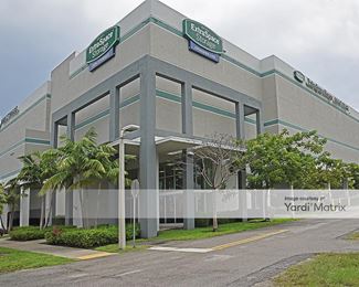 Photo 5 of Extra Space Storage - 910 SW 68th Avenue, Miami, FL