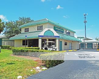 Photo 2 of Extra Space Storage - 20625 NE 16th Avenue, Miami, FL