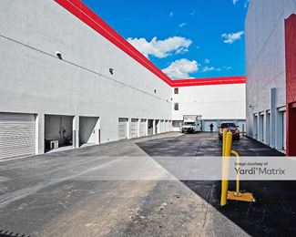 Photo 5 of SmartStop Self Storage - 10451 NW 33rd Street, Doral, FL