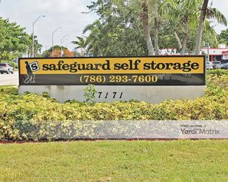 Photo 4 of Safeguard Self Storage - 17171 South Dixie Hwy, Palmetto Bay, FL