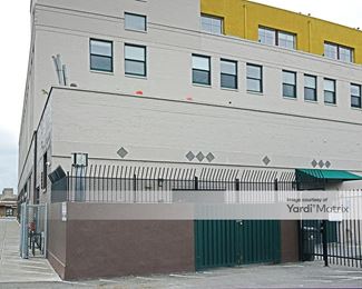 Photo 2 of Self Storage at Telegraph - 2633 Telegraph Avenue, Oakland, CA