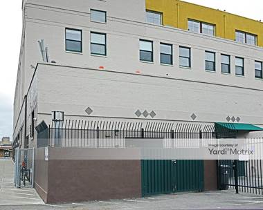 Storage Units for Rent available at 2633 Telegraph Avenue, Oakland, CA 94612