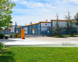 Photo 2 of Castro Valley Hayward Storage - 2457 Grove Way, Castro Valley, CA