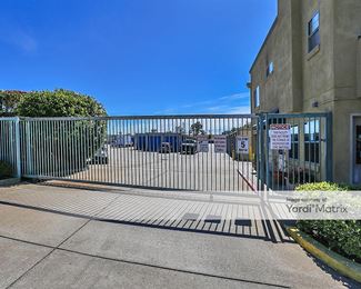 Photo 2 of Bridgehead Self Storage - 1651 Drive In Way, Antioch, CA