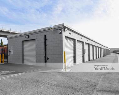 Storage Units for Rent available at 2615 East 12th Street, Oakland, CA 94601