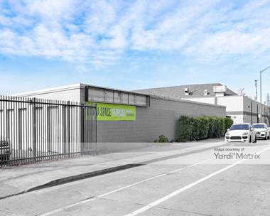 Storage Units for Rent available at 2615 East 12th Street, Oakland, CA 94601