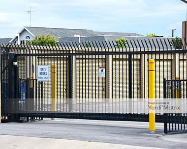 Storage Units for Rent available at 2220 Canoas Garden Avenue, San Jose, CA 95125