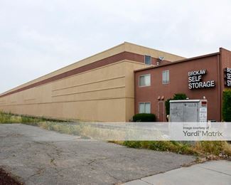 Photo 2 of Brokaw Self Storage - 445 East Brokaw Road, San Jose, CA
