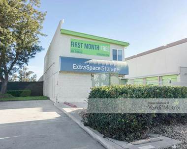 Storage Units for Rent available at 6590 Box Springs Blvd, Riverside, CA 92507