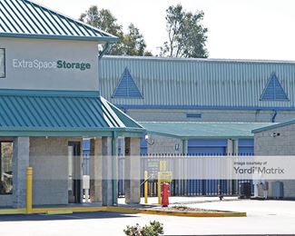 Photo 2 of Extra Space Storage - 496 Hearn Avenue, Santa Rosa, CA