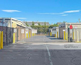 Photo 2 of US Storage Centers - 700 Lombardi Court, Santa Rosa, CA