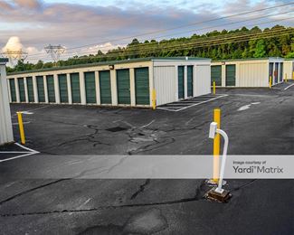 Photo 5 of Calvert Industrial Park Self Storage - 270 Bugeye Square, Prince Frederick, MD