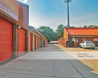 Photo 2 of Public Storage - 9200 Livingston Road, Fort Washington, MD