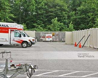 Photo 5 of Extra Space Storage - 11615 Rubina Place, Waldorf, MD
