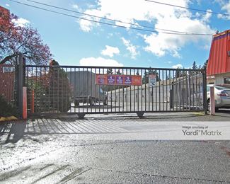 Photo 3 of Public Storage - 18041 Des Moines Memorial Drive, Burien, WA