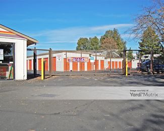Photo 3 of Public Storage - 6850 South 238th Street, Kent, WA