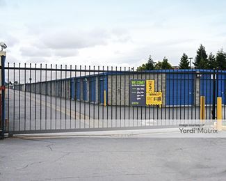 Photo 2 of Extra Space Storage - 1090 29th Avenue, Oakland, CA