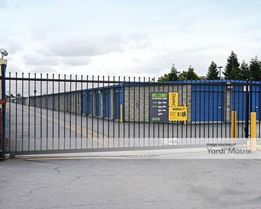 Storage Units for Rent available at 1090 29th Avenue, Oakland, CA 94601