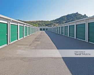 Photo 3 of Empire Mini Storage - 120 Sandholm Lane, Cloverdale, CA