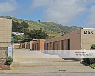Photo 4 of Pacific Self Storage - 1295 Palmetto Avenue, Pacifica, CA