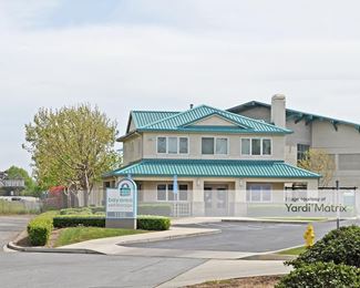 Photo 2 of Bay Area Self Storage - 1150 19th Avenue, San Mateo, CA