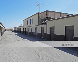 Photo 3 of JJ-s Storage - 1715 East Bayshore Road, Redwood City, CA