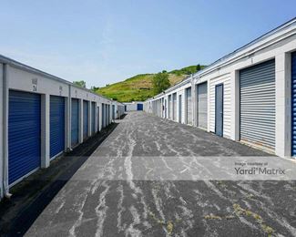 Photo 2 of Storage Rentals of America - 5061 Beech Place, Temple Hills, MD