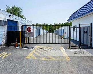 Photo 4 of Storage Rentals of America - 5061 Beech Place, Temple Hills, MD