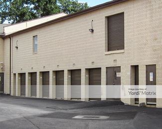 Photo 4 of Fort Knox Self Storage - 2933 Telestar Court, Falls Church, VA