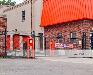 Photo 5 of Public Storage - 8514 Telegraph Road, Lorton, VA