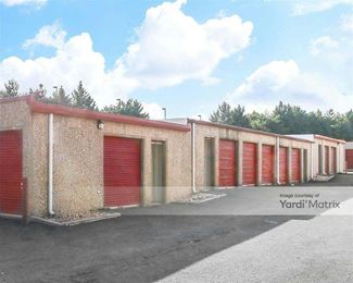 Photo 2 of Storage Rentals of America - 4900 Eisenhower Avenue, Alexandria, VA