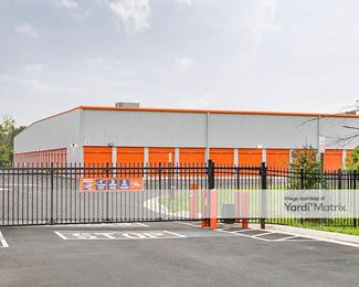 Photo 4 of Public Storage - 45941 Old Ox Road, Sterling, VA