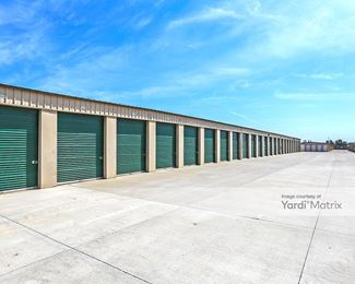Photo 4 of Highway 99 Self Storage - 935 Simmerhorn Road, Galt, CA