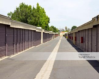 Photo 2 of Lincoln Mini Storage - 810 1st Street, Lincoln, CA