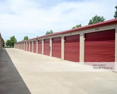 Storage Units for Rent available at 8870 Fruitridge Road, Sacramento, CA 95826