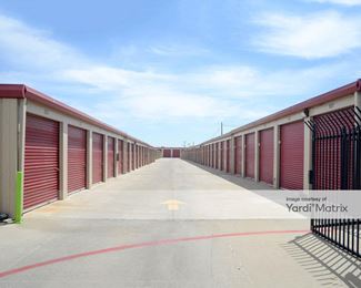 Photo 4 of Extra Space Storage - 8870 Fruitridge Road, Sacramento, CA