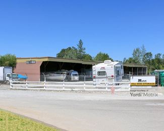 Photo 4 of 49-Er Mini Storage - 527 Truck Street, Placerville, CA