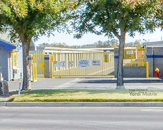 Photo 2 of Storage Star - 35 Matmor Road, Woodland, CA