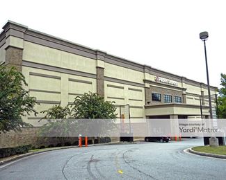 Photo 2 of Public Storage - 3490 North Desert Drive, East Point, GA