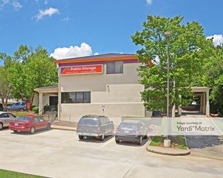 Photo 4 of Public Storage - 2791 Cumberland Blvd, Smyrna, GA