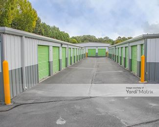 Photo 4 of Extra Space Storage - 5484 Flakesmill Road, Ellenwood, GA
