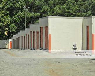 Photo 4 of Public Storage - 5038 Covington Hwy, Decatur, GA