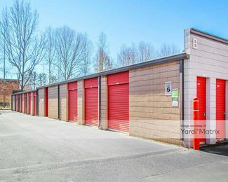 Photo 3 of Midgard Self Storage - 13700 Highway 9 North, Alpharetta , GA