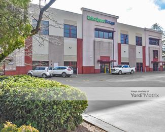 Photo 2 of Extra Space Storage - 3148 Johnson Ferry Road, Marietta, GA