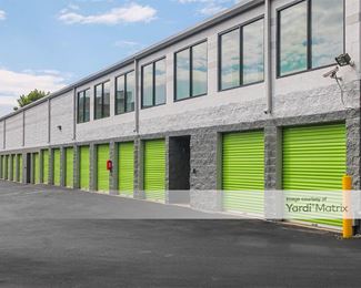 Photo 2 of Extra Space Storage - 11850 Parklawn Drive, Rockville, MD