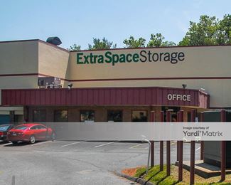 Photo 3 of Extra Space Storage - 4950 Nicholson Court, Kensington, MD