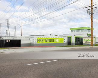 Photo 2 of Extra Space Storage - 1562 North Main Street, Orange, CA